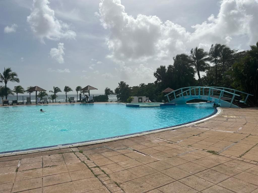 Appart T3 Village Vacances Sainte-Anne Courcelles Extérieur photo